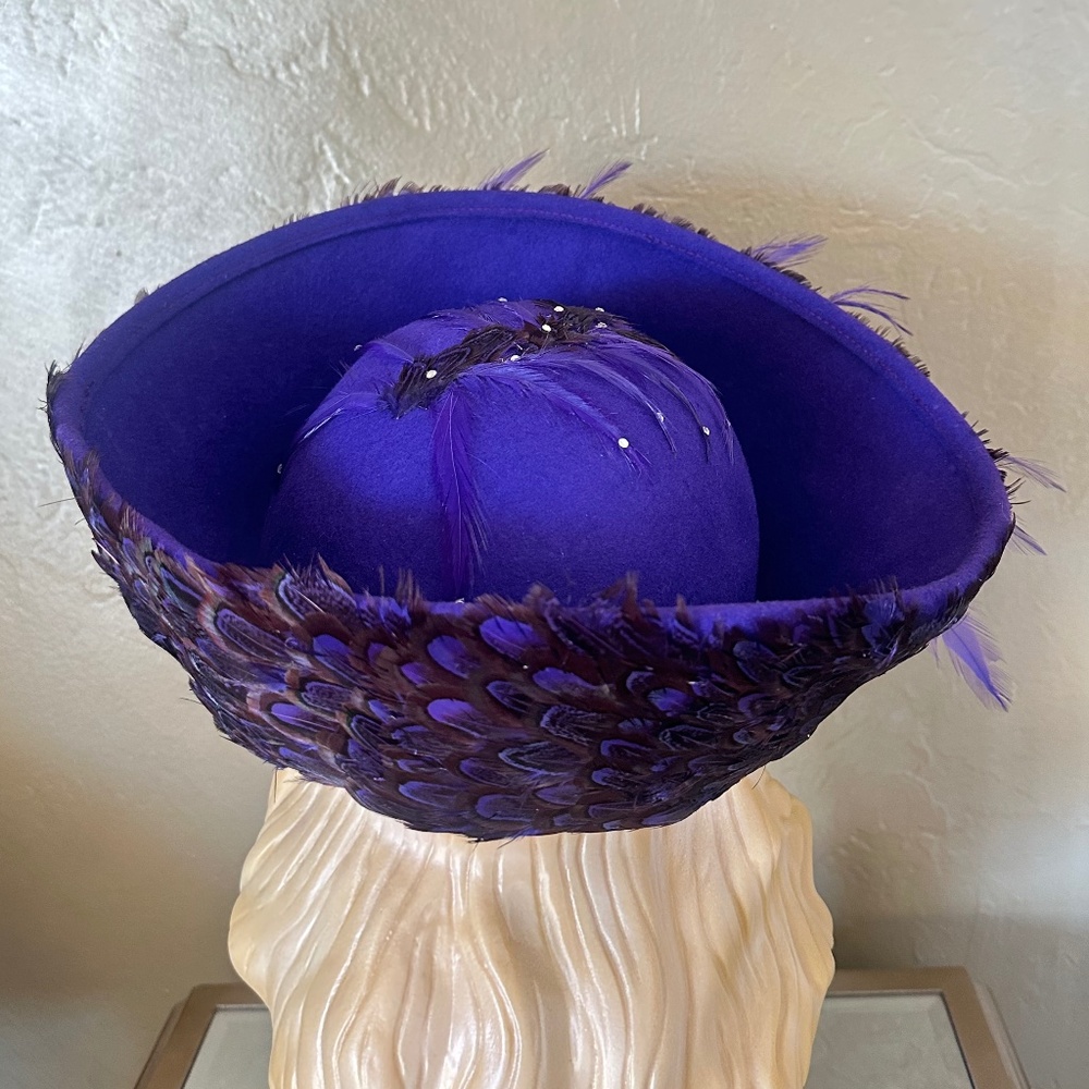 COLLECTIBLE JACK MCCONNEL PURPLE FELT/FEATHERS WIDE BRIM HAT - Picture 5 of 16